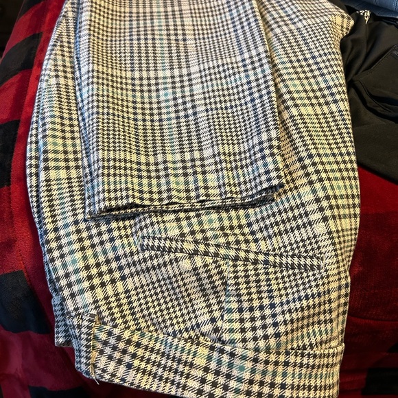 Old navy work pant - Picture 2 of 3